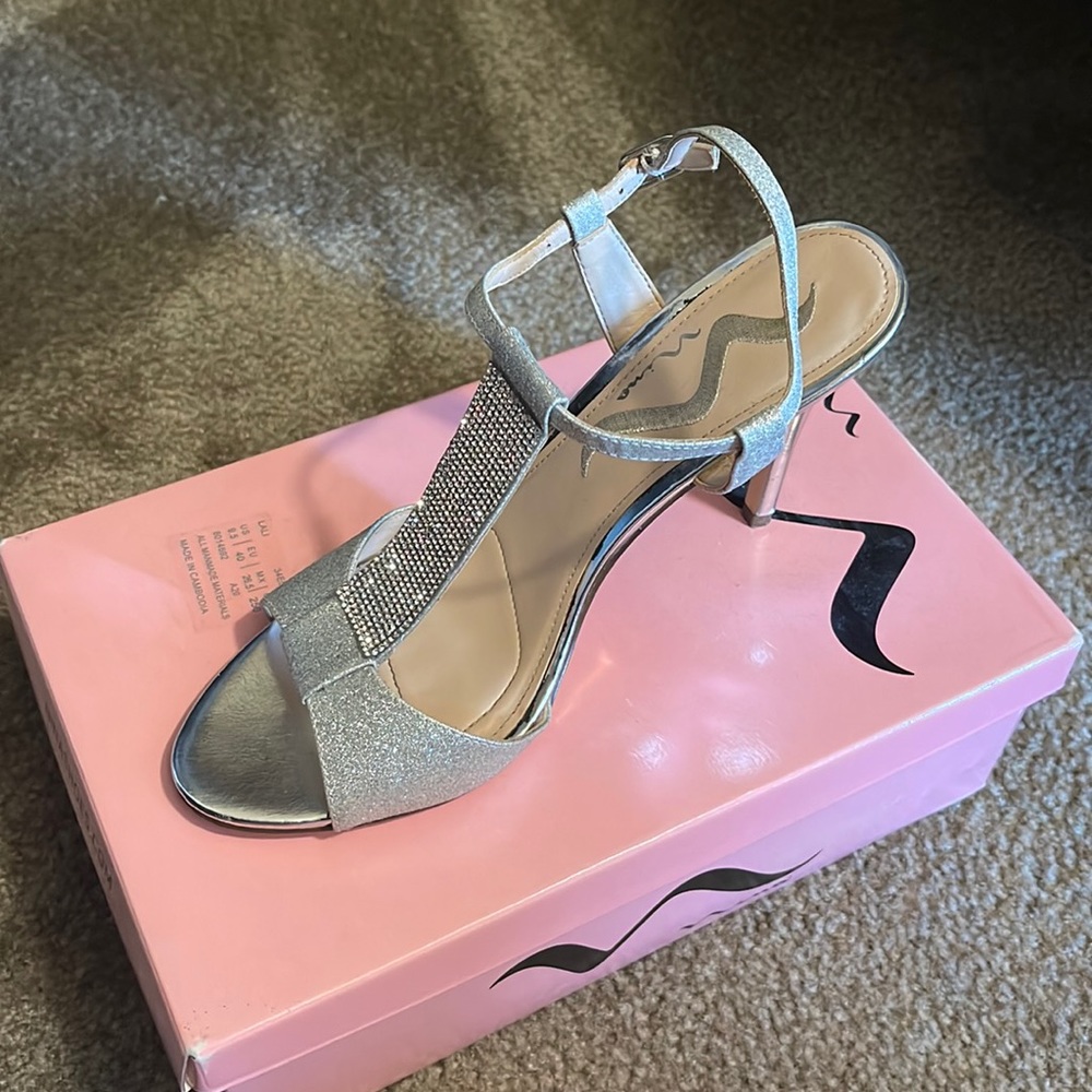 Elegant heels